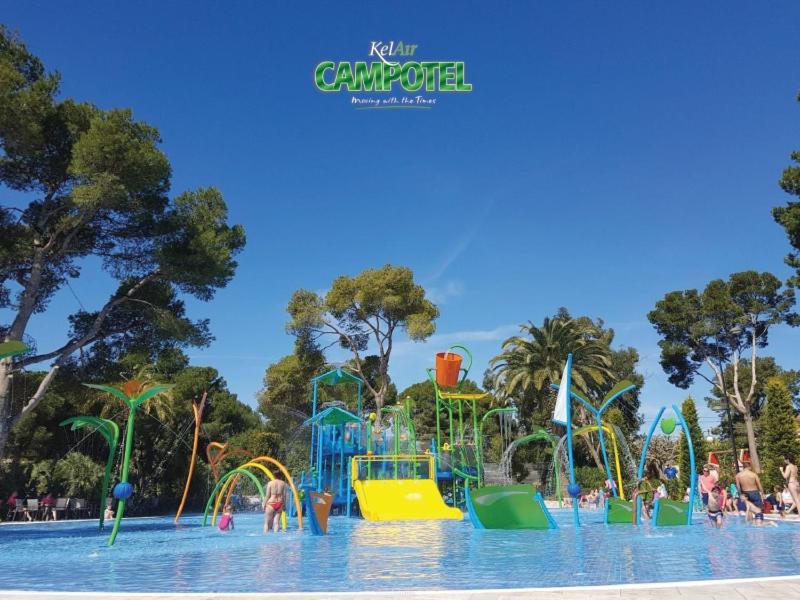 Mobile Homes By Kelair At Playa Montroig Camping Resort Tarragona Exterior foto